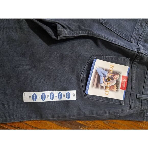 New 10M Wrangler for Women Grey Cotton Relaxed Fit Denim Jeans High Waist - Picture 5 of 5